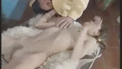 Mac sutus bokeb Holly mendapat anal